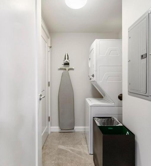 جناح سرير كينج, Singer Island Beach Resort And Spa, Located At The Palm Beach Resort