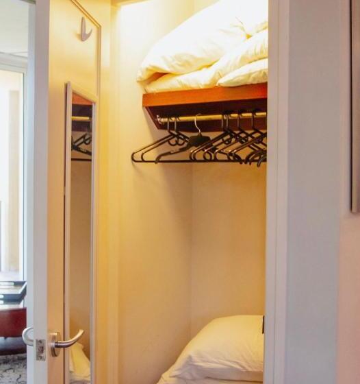 침실 2개 스위트, Singer Island Beach Resort And Spa, Located At The Palm Beach Resort