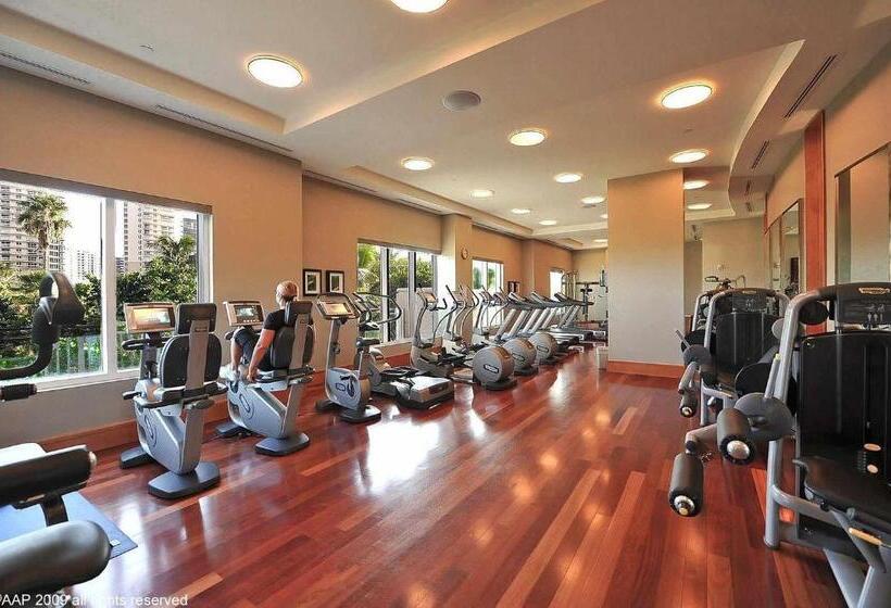 جناح مزوَّد بشرفة, Singer Island Beach Resort And Spa, Located At The Palm Beach Resort