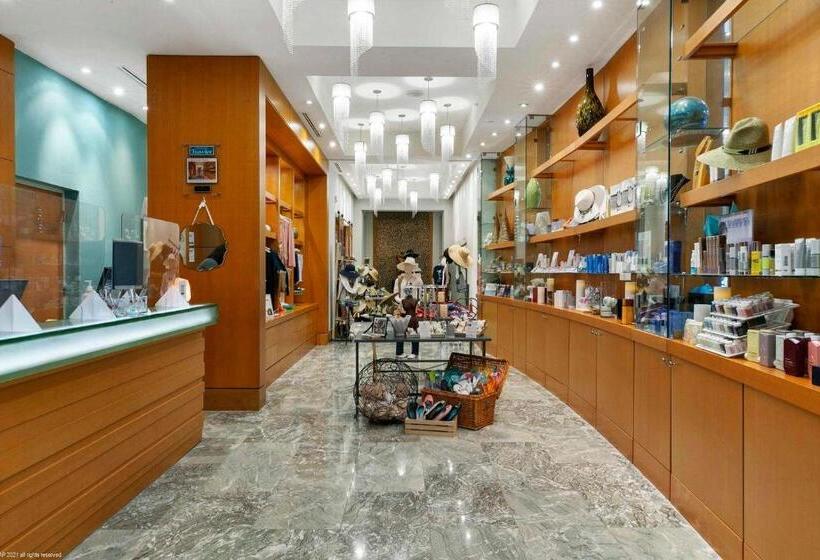 جناح مزوَّد بشرفة, Singer Island Beach Resort And Spa, Located At The Palm Beach Resort