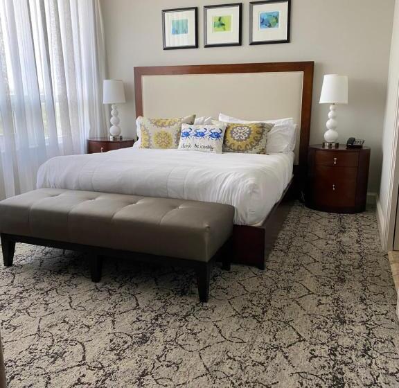 جناح غرفتين نوم, Singer Island Beach Resort And Spa, Located At The Palm Beach Resort