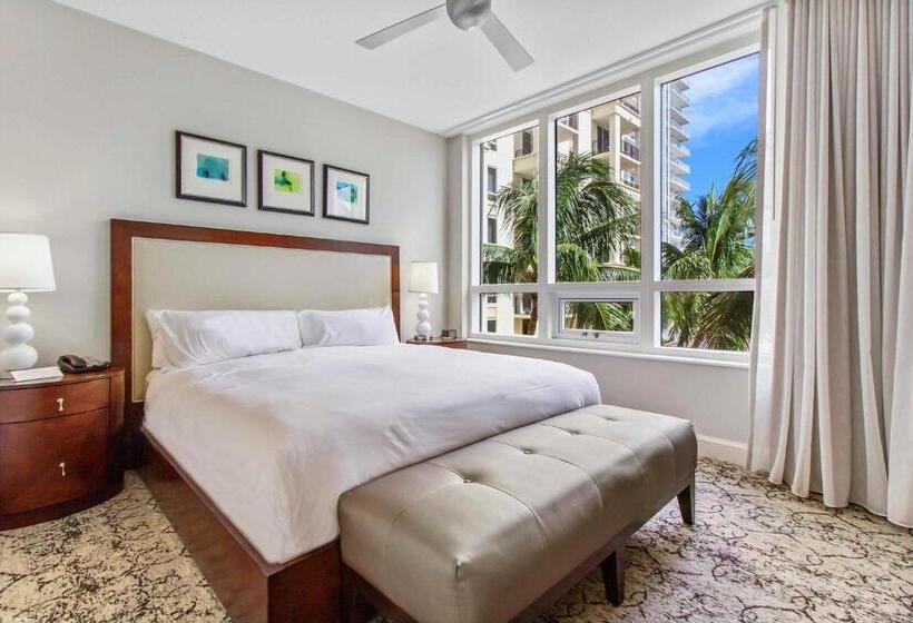 جناح مزوَّد بشرفة, Singer Island Beach Resort And Spa, Located At The Palm Beach Resort