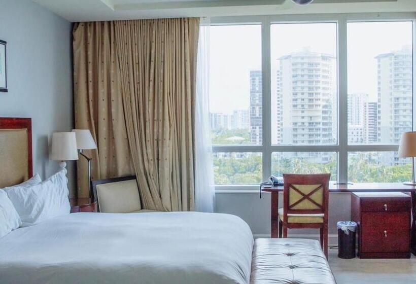 جناح سوبيريور مطل علي البحر, Singer Island Beach Resort And Spa, Located At The Palm Beach Resort