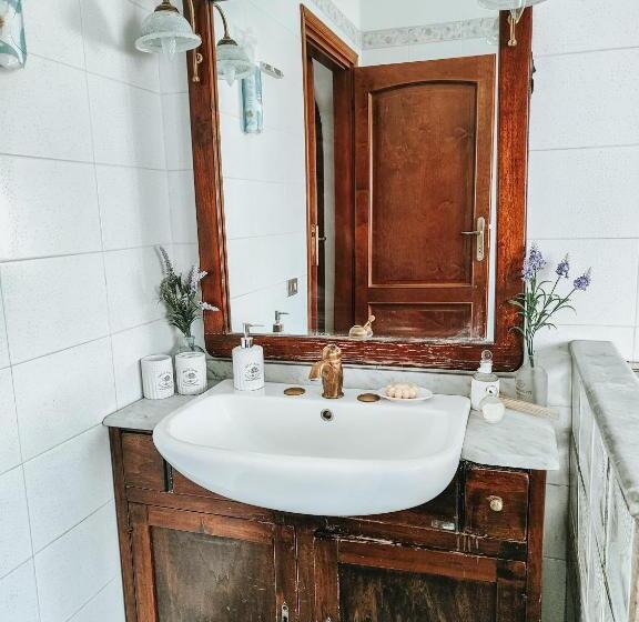 غرفة كومفورت ثلاثية, Casale Dei Ricordi