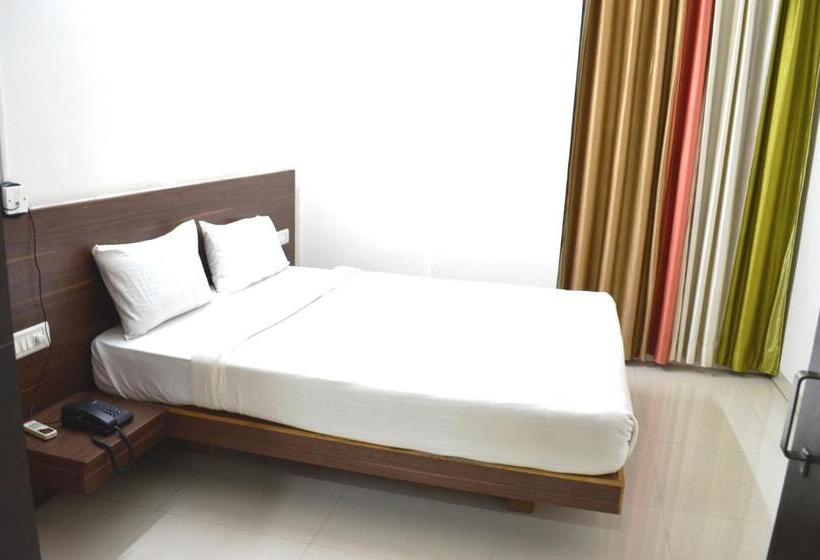 StandaardKamer, Grand Suites Yelahanka