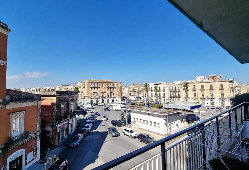 Номер Стандарт, Meridian B&b