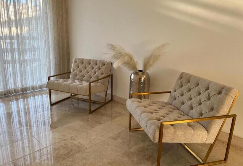 Вилла 3 Спальни, Boskenvid Hotel Boutique, Skypool