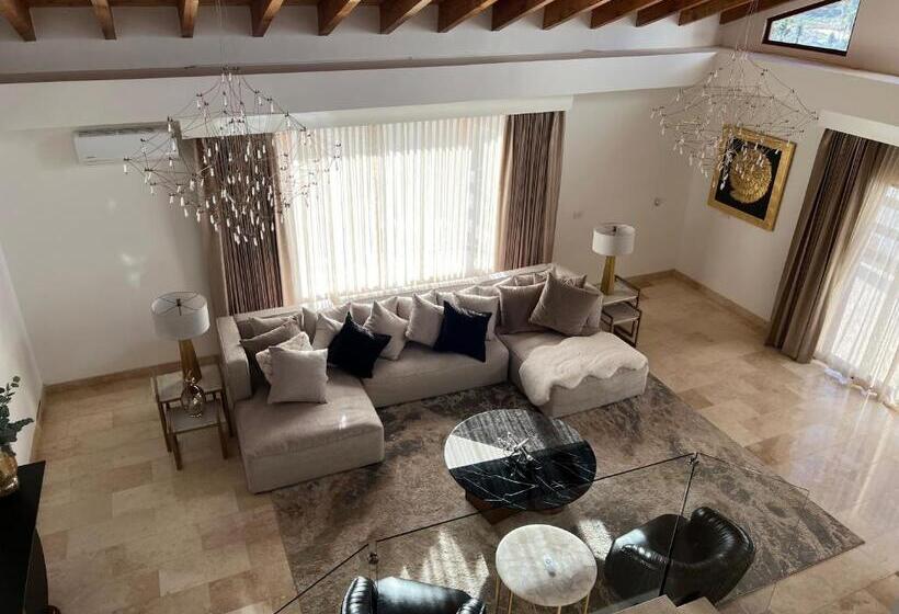 Вилла 3 Спальни, Boskenvid Hotel Boutique, Skypool