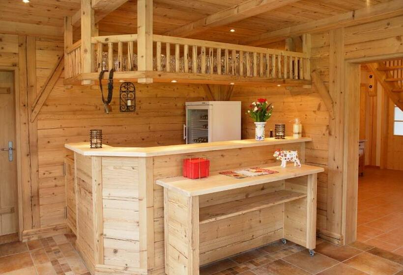 اتاق استاندارد با چشم‌انداز کوهستان, Jägerhof Und Jägerstadel