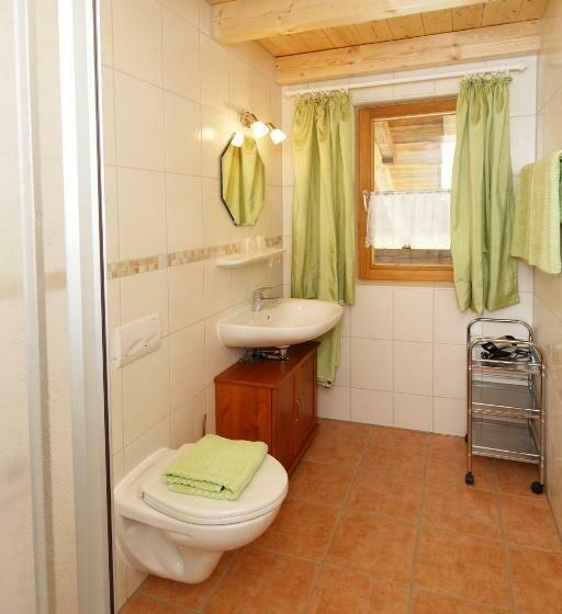 اتاق استاندارد با چشم‌انداز کوهستان, Jägerhof Und Jägerstadel