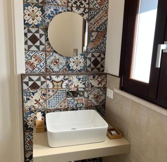 اتاق لوکس سه تخته, Bed And Breakfast Nilu