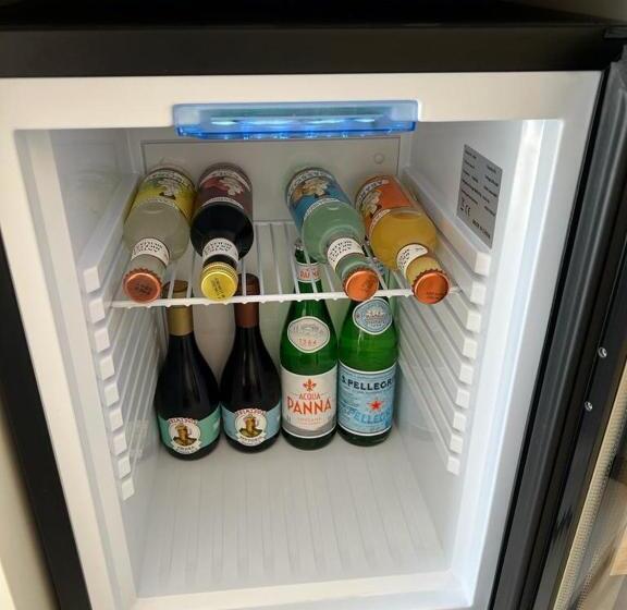 اتاق استاندارد چهار تخته, Bed And Breakfast Nilu