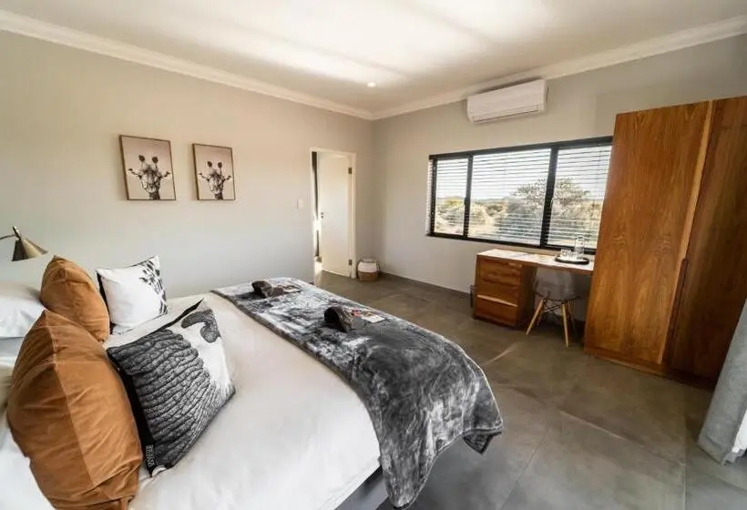 デラックスルーム, Leeuwkop Hunting Safaris