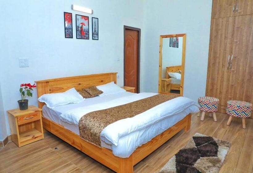 חדר משפחתי נוף להרים, Raahi Cottages Mukteshwar