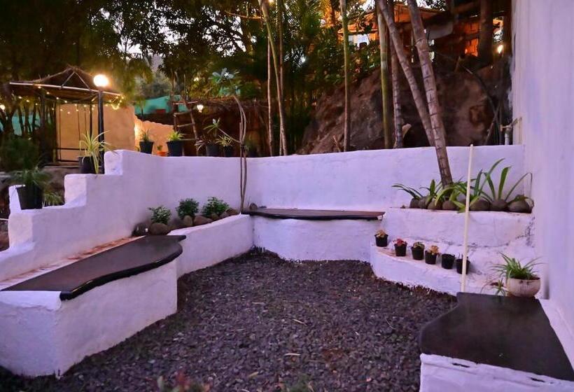 デラックススイート, Achalaa Resort