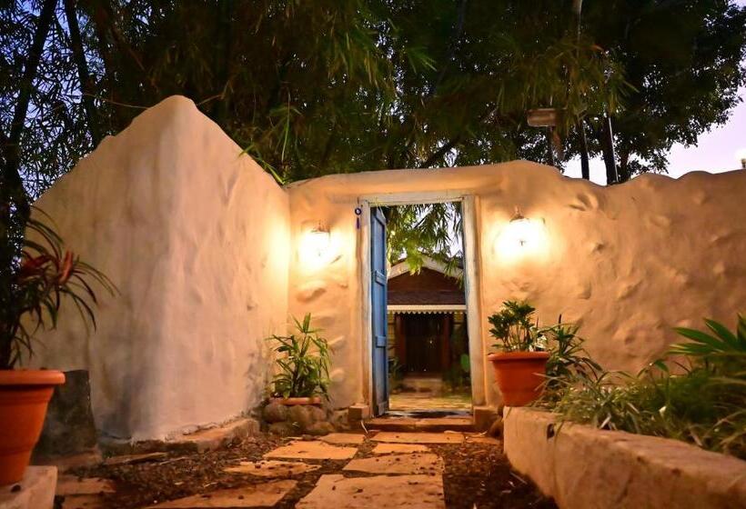 ハイドロマッサージバス付きスイート, Achalaa Resort