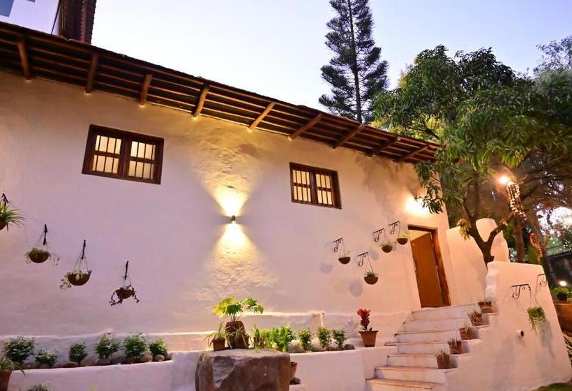 Люкс Повышенной Комфортности, Achalaa Resort