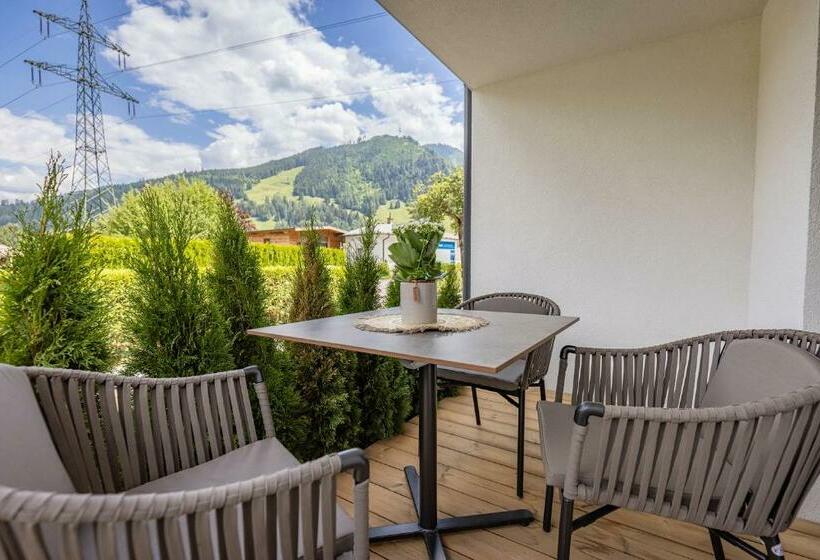 شقة غرفة واحدة, Lenni´s Apartments