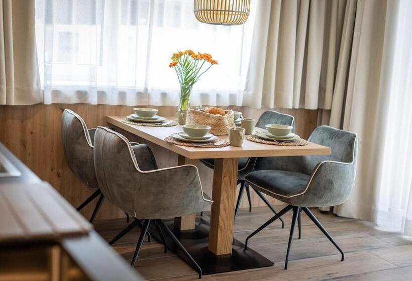 شقة غرفة واحدة, Lenni´s Apartments