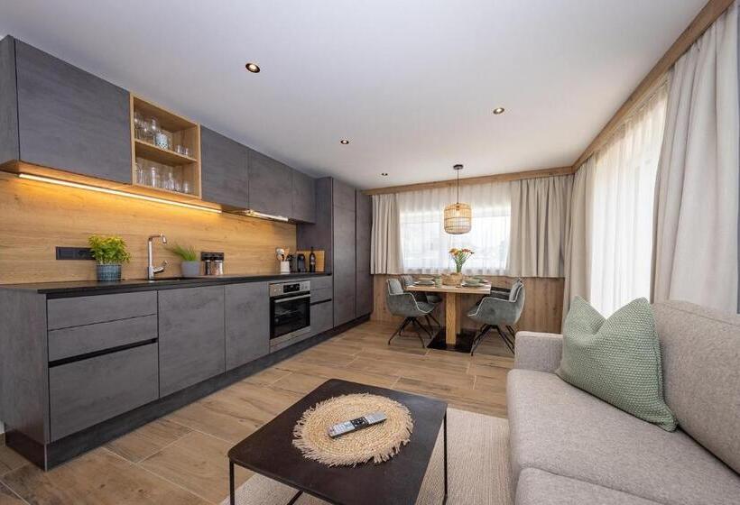 شقة غرفة واحدة, Lenni´s Apartments