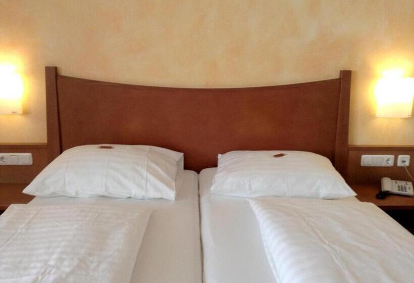 Номер Стандарт, 1a Landhotel Schicklberg