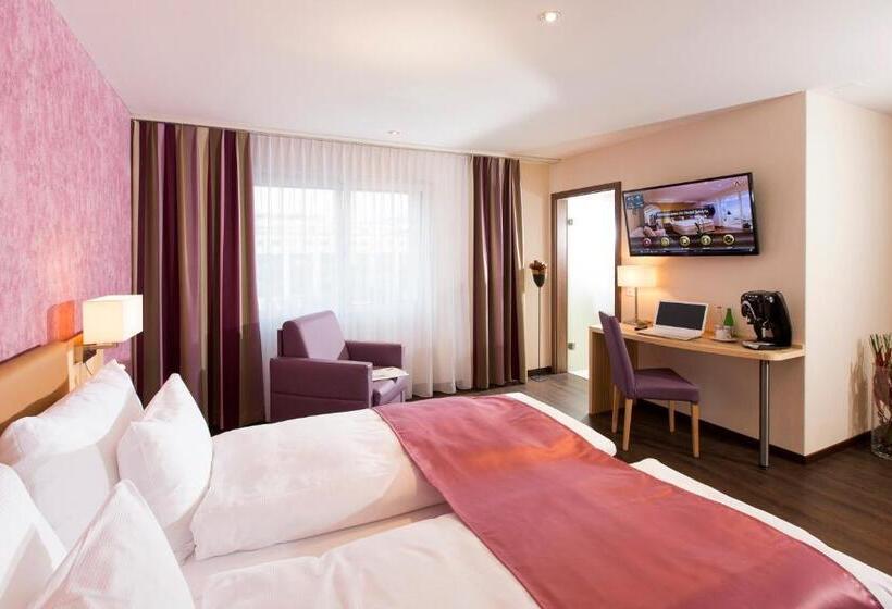 חדר סופריור, Amaris