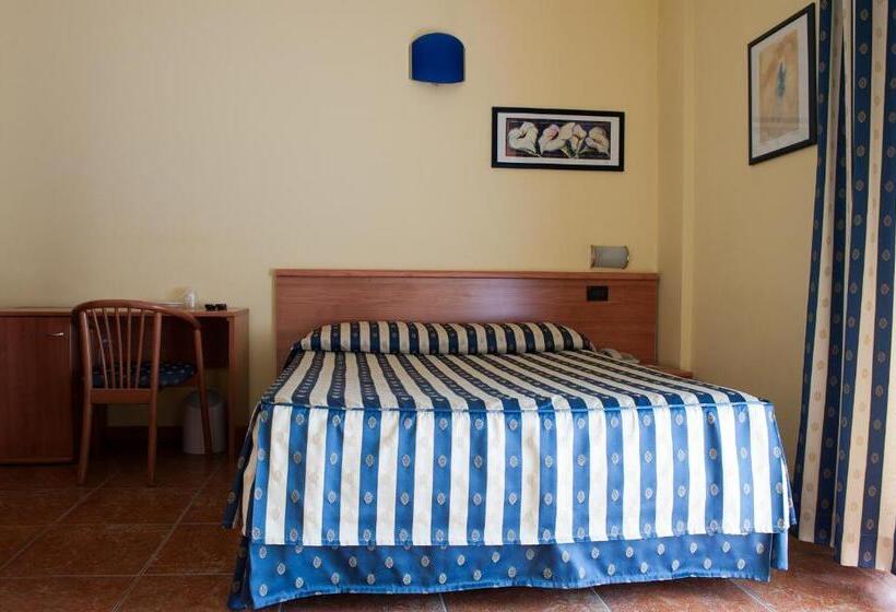 スタンダードシングルルーム, Blue Ribbon