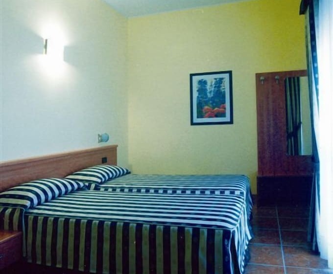 スタンダードルーム, Blue Ribbon