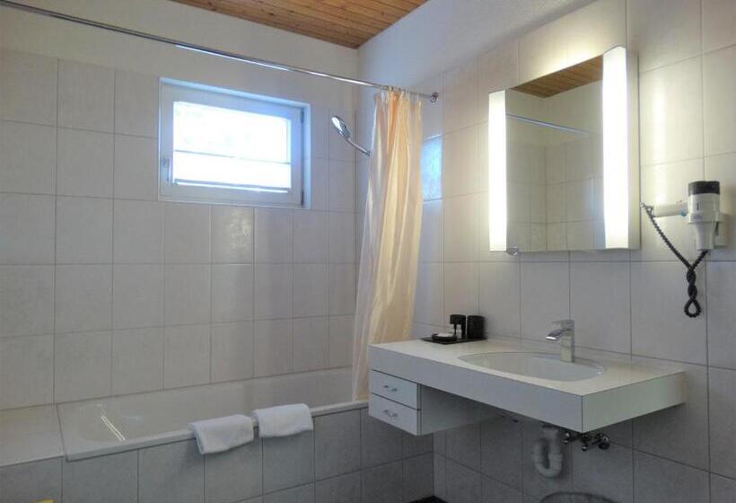 غرفة سوبيريور, Bündnerhof