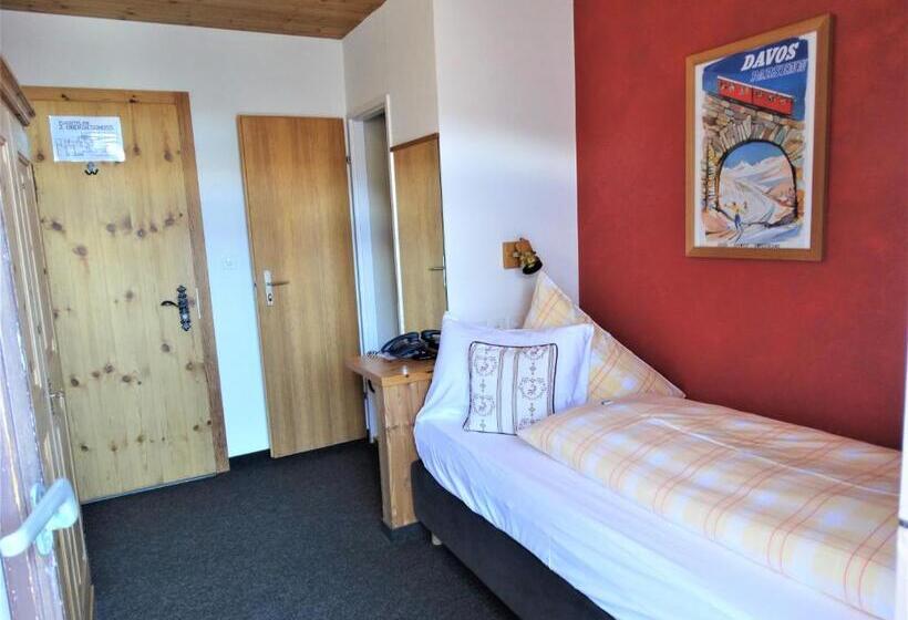 غرفة قياسية فردية, Bündnerhof