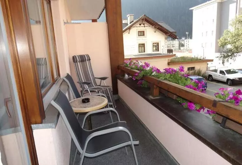 ファミリールーム, Bündnerhof