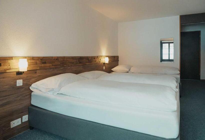 Номер Стандарт Трехместный, Brocco & Posta