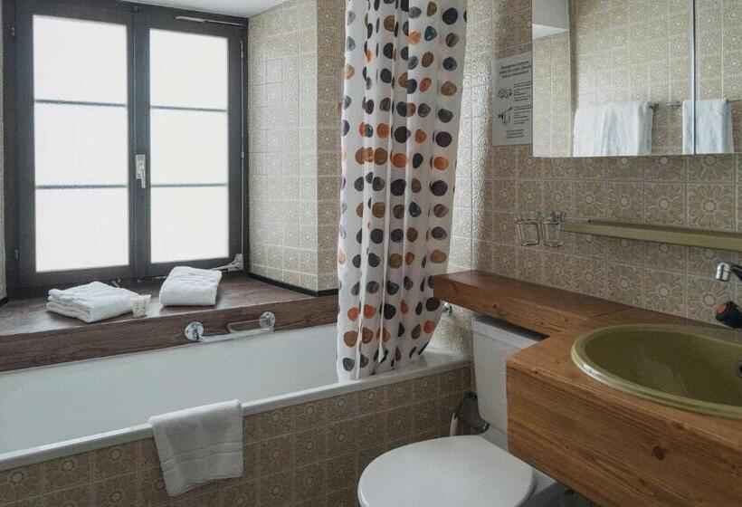 Семейный Номер, Brocco & Posta