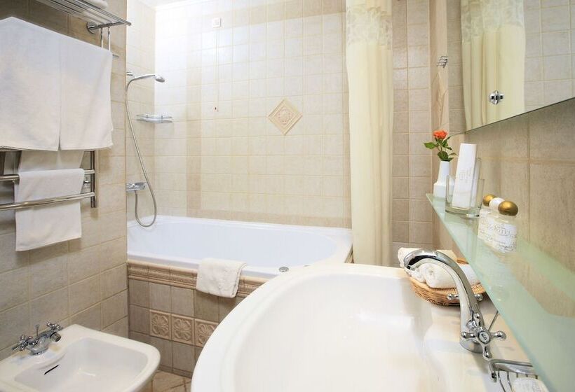 סוויטה, Lecco Art