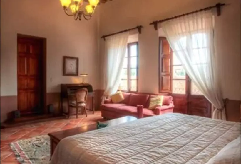 デラックスルーム, Mesón De Santa Elena Hotel Galeria