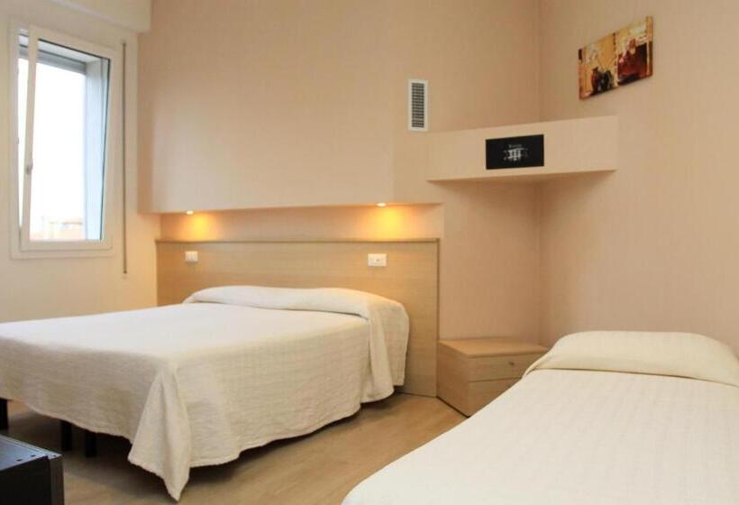 Семейный Номер Deluxe, Park Hotel Italia