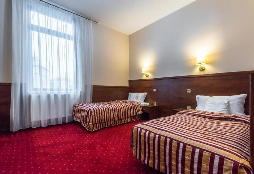 غرفة قياسية, Poniatowski