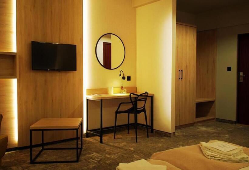 デラックストリプルルーム, Relax