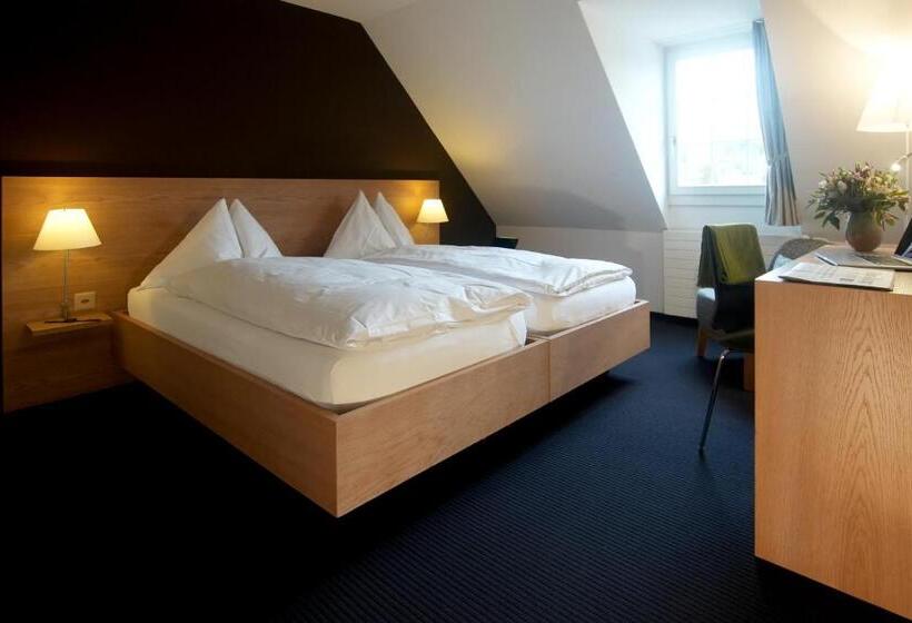 スタンダードルーム, Restaurant Löwen