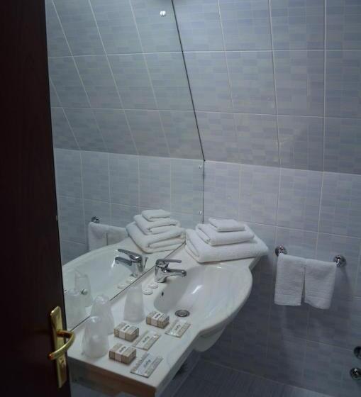 חדר סטנדרט, Rusu