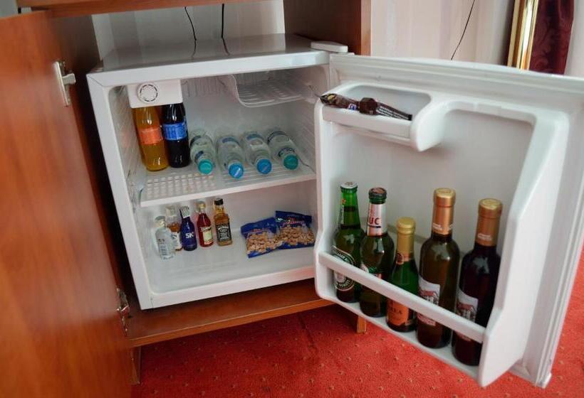 חדר סטנדרט, Rusu