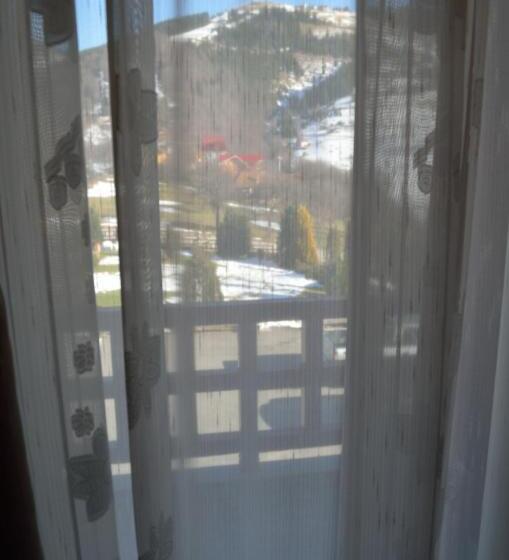 חדר סטנדרט, Rusu