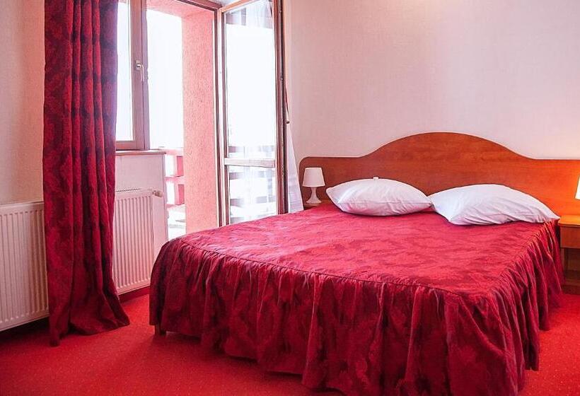 חדר סטנדרט, Rusu