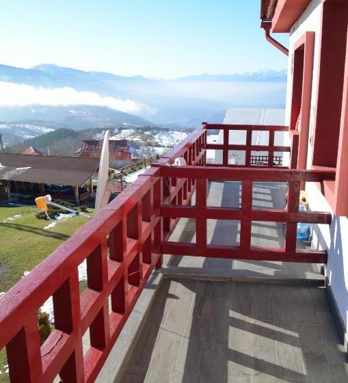 חדר סופריור, Rusu