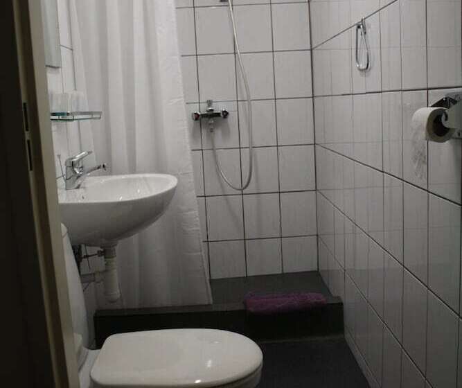 חדר סטנדרט לארבעה, Saint Vincent