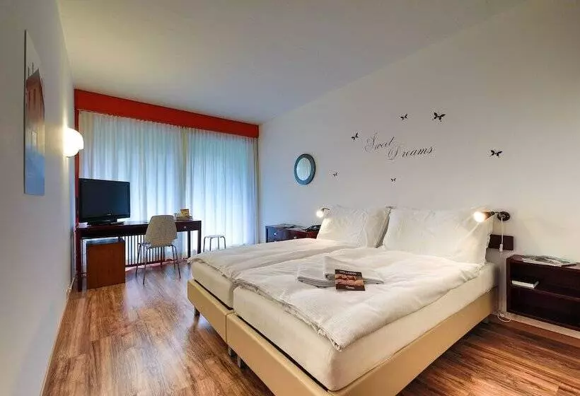 コンフォートルーム, Serpiano Panorama Retreat