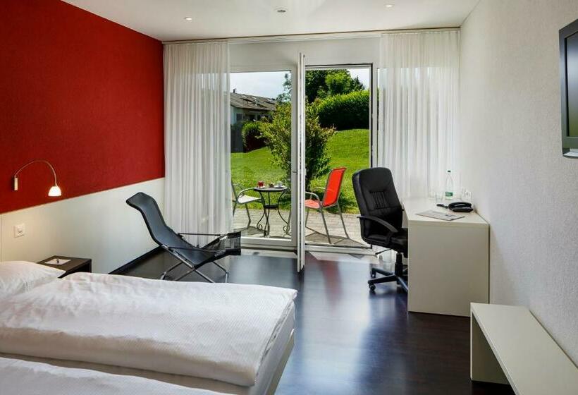 חדר סטנדרט, Stalden