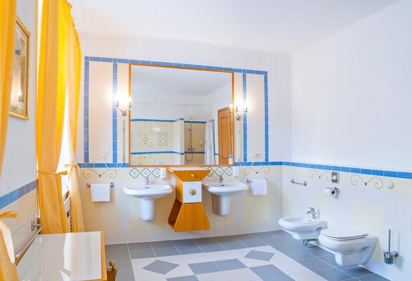 수피리어 룸, Three Lilies Inkl Aquaforum