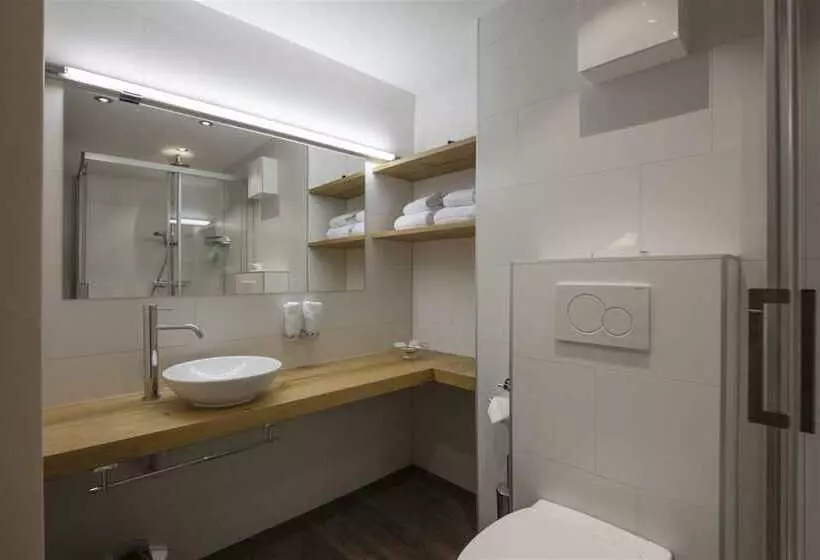 スイート, Landhaus