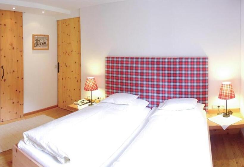 스위트, Lechquell Hotel Post